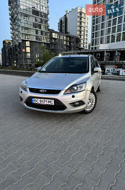 Ford Focus  2010