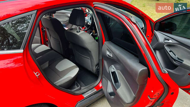 Хетчбек Ford Focus 2012 в Львові
