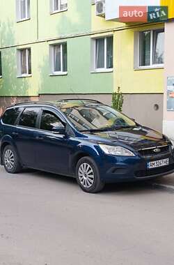 Ford Focus  2010