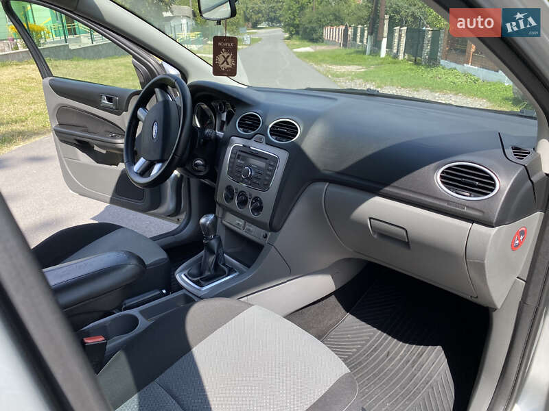 Хетчбек Ford Focus 2010 в Тернополі