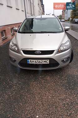 Ford Focus  2010