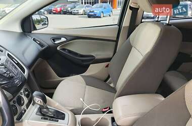 Ford Focus  2012