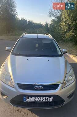 Ford Focus  2010