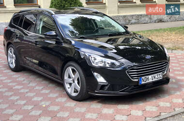 Ford Focus  2021
