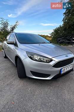 Ford Focus  2016