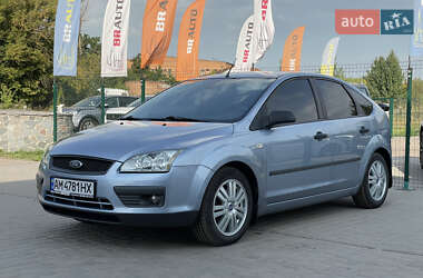 Ford Focus  2005