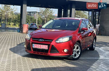 Ford Focus  2012
