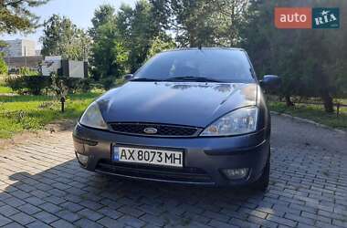 Ford Focus  2004