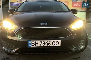 Ford Focus  2015