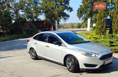 Ford Focus  2015