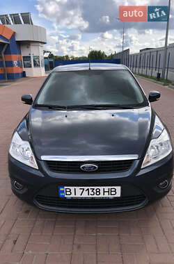 Ford Focus  2010