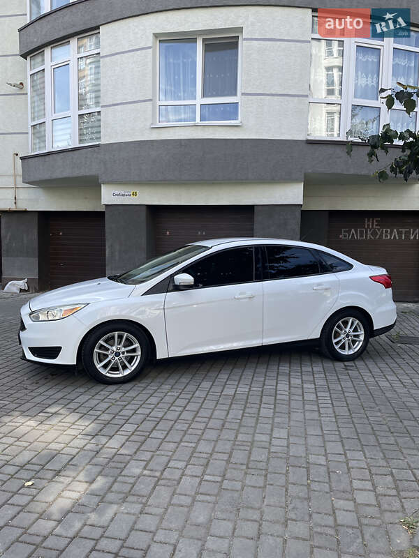 Седан Ford Focus 2015 в Ивано-Франковске