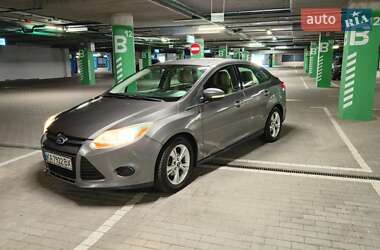 Ford Focus  2012