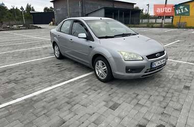 Ford Focus  2005