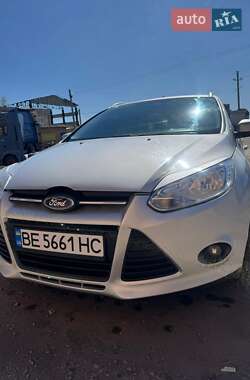 Ford Focus  2011