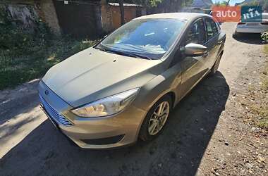 Ford Focus  2015