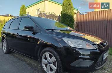 Ford Focus  2010