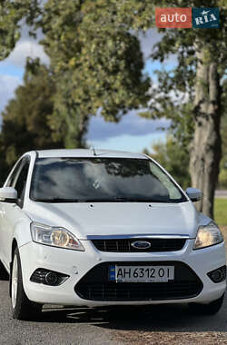 Ford Focus  2010