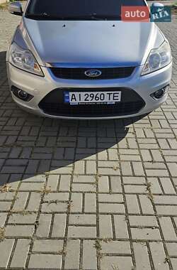 Ford Focus  2010