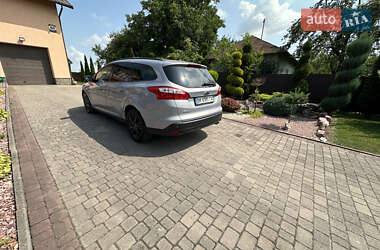 Ford Focus  2012