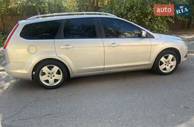 Ford Focus  2008
