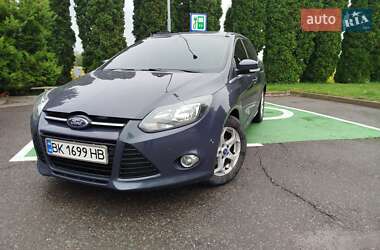 Ford Focus  2012