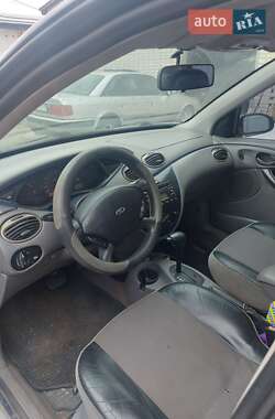 Ford Focus 2001