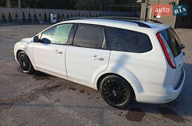 Ford Focus  2009