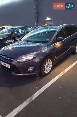 Ford Focus  2013