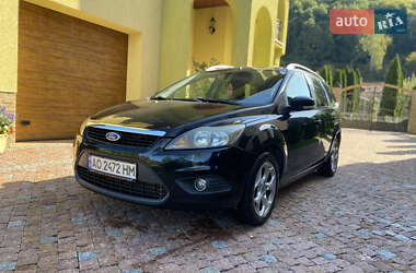 Ford Focus  2010