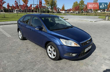 Ford Focus  2010