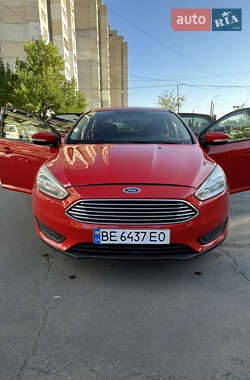 Ford Focus  2015