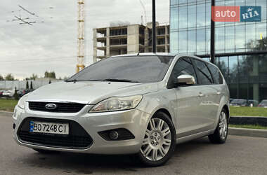 Ford Focus  2010