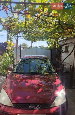 Ford Focus  2001