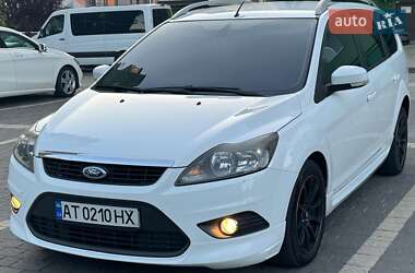Ford Focus  2010