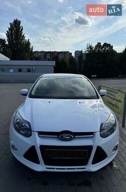 Ford Focus  2013