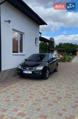 Ford Focus  2005