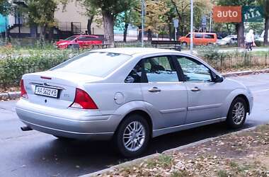 Ford Focus  2000