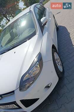 Ford Focus  2011