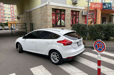 Ford Focus  2015