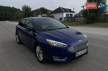 Ford Focus  2015