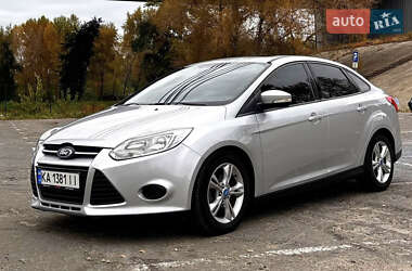Ford Focus  2012