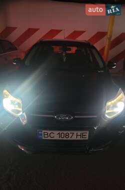 Ford Focus  2012