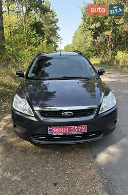 Ford Focus  2010