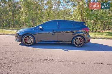 Хэтчбек Ford Focus 2017 в Запорожье фото 2 Хэтчбек Ford Focus 2017 в Запорожье