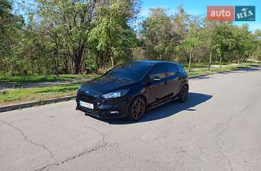Хэтчбек Ford Focus 2017 в Запорожье фото 4 Хэтчбек Ford Focus 2017 в Запорожье
