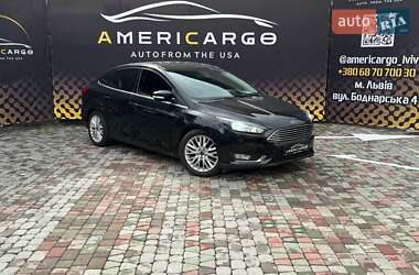 Ford Focus  2015
