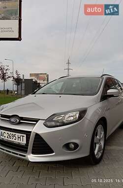 Ford Focus  2012