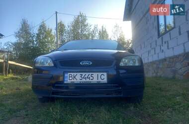 Ford Focus  2005