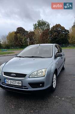 Ford Focus  2005